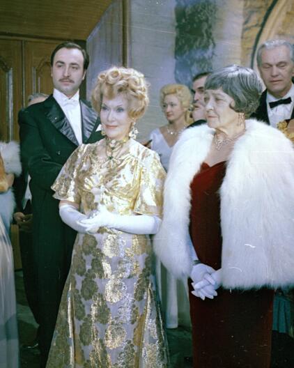 Возраст персонажей и артистов в фильмах, который вызывает и не вызывает вопросы