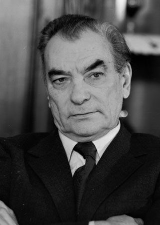 14 апреля родился Пётр Глебов (14 апреля 1915 г. - 17 апреля 2000 г.) - советски