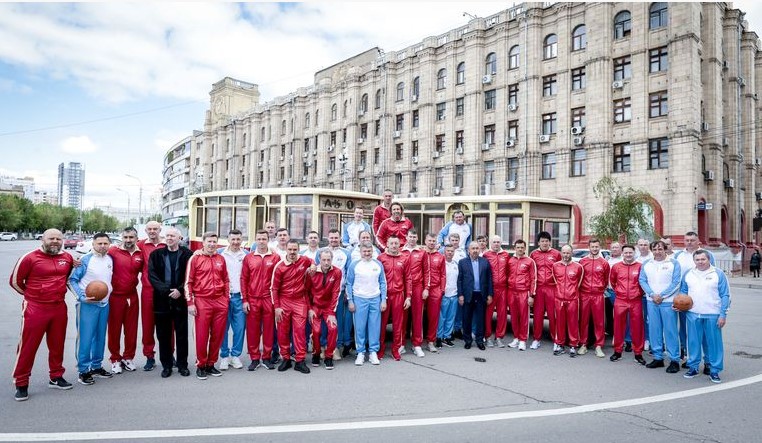 Участники ретроматча "Победа" Ретроматч.jpg