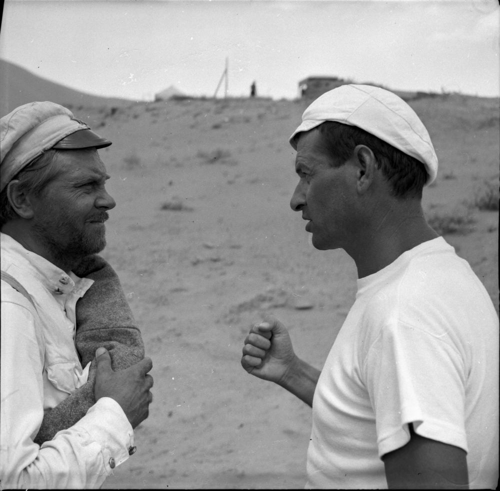 Архивное фото со съемок фильма «Белое солнце пустыни»