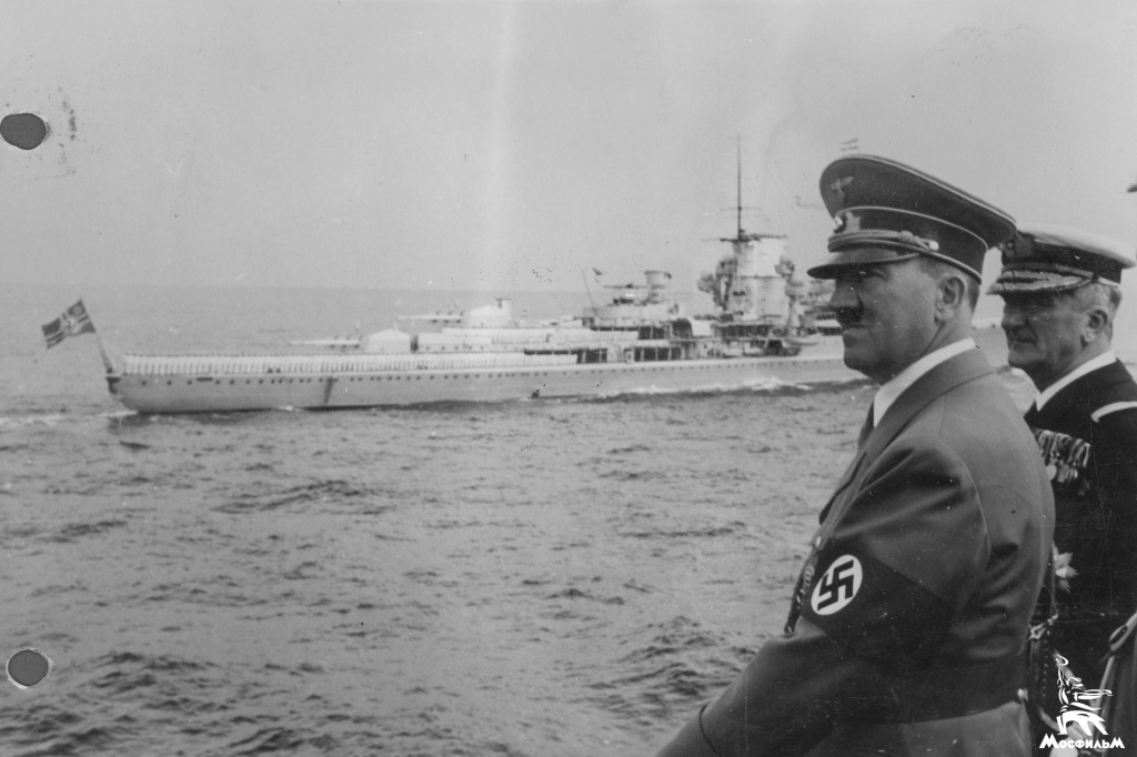 1938 год, август - Гитлер и правитель Венгрии Милош Хорти