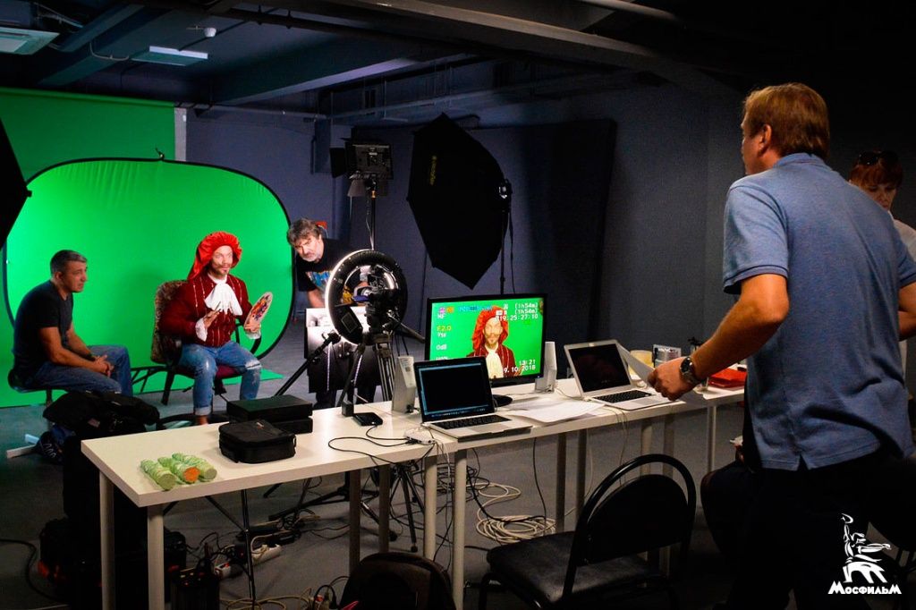 Дмитрий Хрусталев во время съемок для проекта "КиноЕлка"