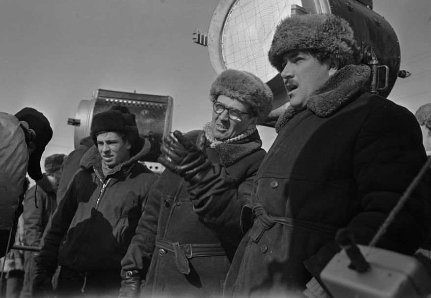 Архивное фото со съемок фильма «Жили-были старик со старухой» Архивное фото со съемок фильма «Жили-были старик со старухой»