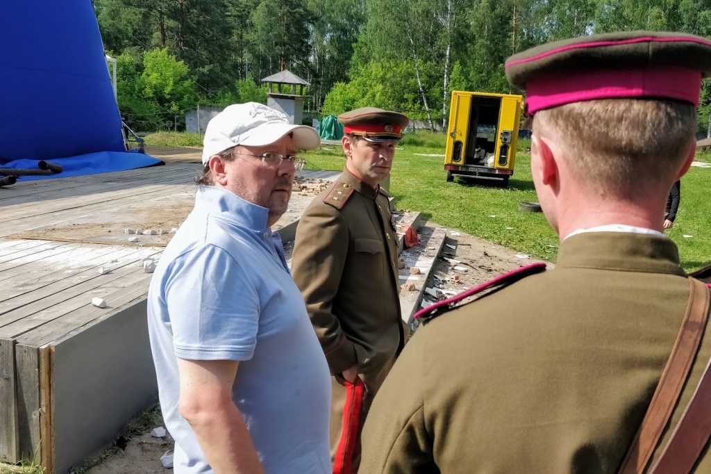 Съемки штурма Рейхсканцелярии на территории милитари-парка «Гарнизон – А» Съемки штурма Рейхсканцелярии на территории милитари-парка «Гарнизон – А»
