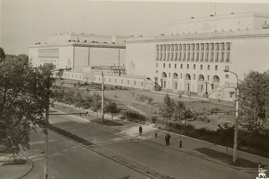 Здания со стороны МОсфильмовской улицы, начало 1960-х