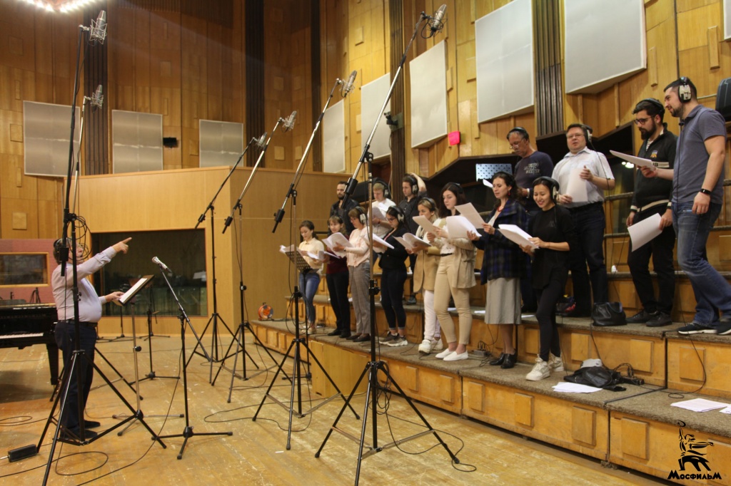 Фото с записи песен для телеальманаха «Одесский пароход» в Первой музыкальной студии «Мосфильма»