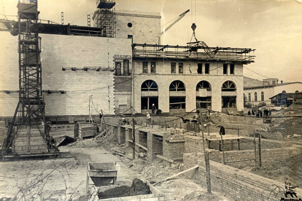 Архивное фото строительства на «Мосфильме» в 1950-е годы