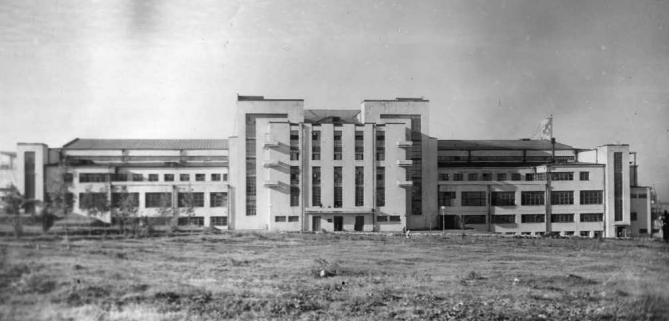 17 Здание главного корпуса в начале 1930-х годов