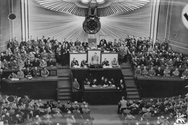 26 апреля 1942 года выступление Гитлера на последнем заседании Рейхстага
