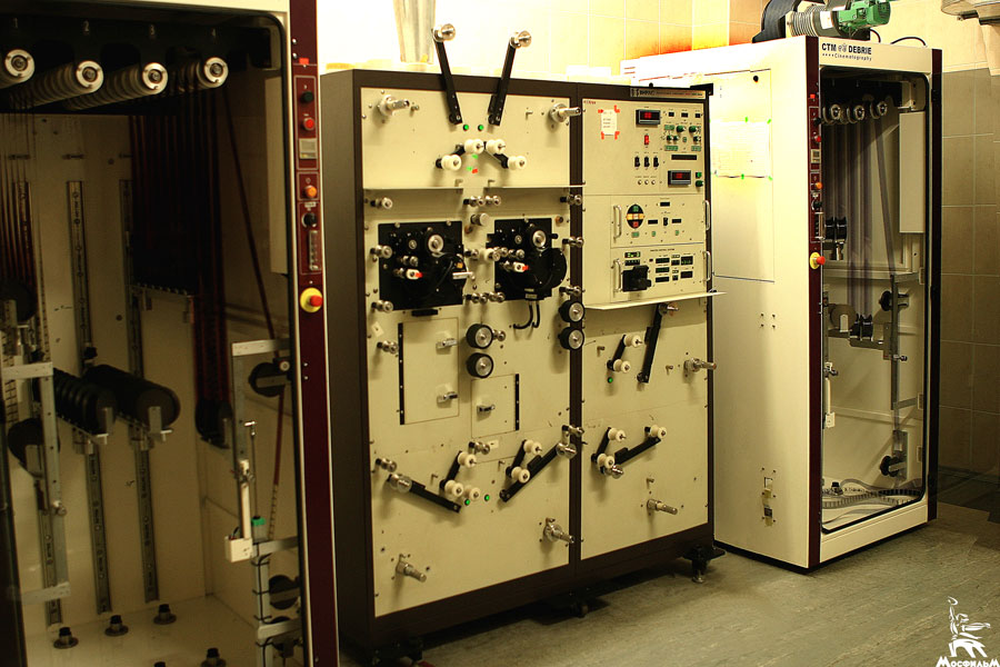 Современные машины в Лаборатории обработки пленки