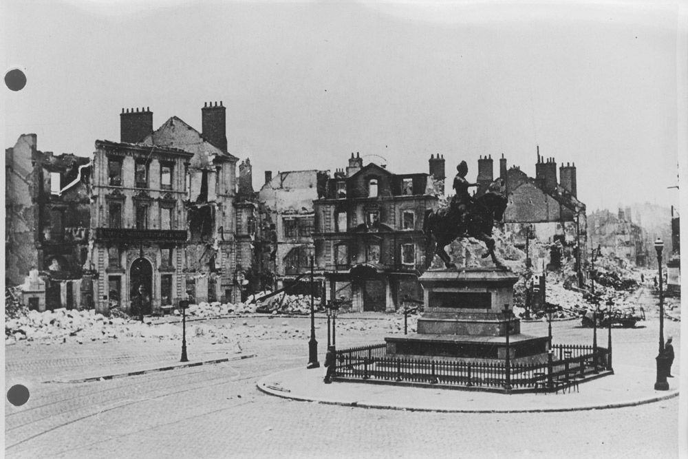 ноябрь 1940 Орлеан после бомбежки