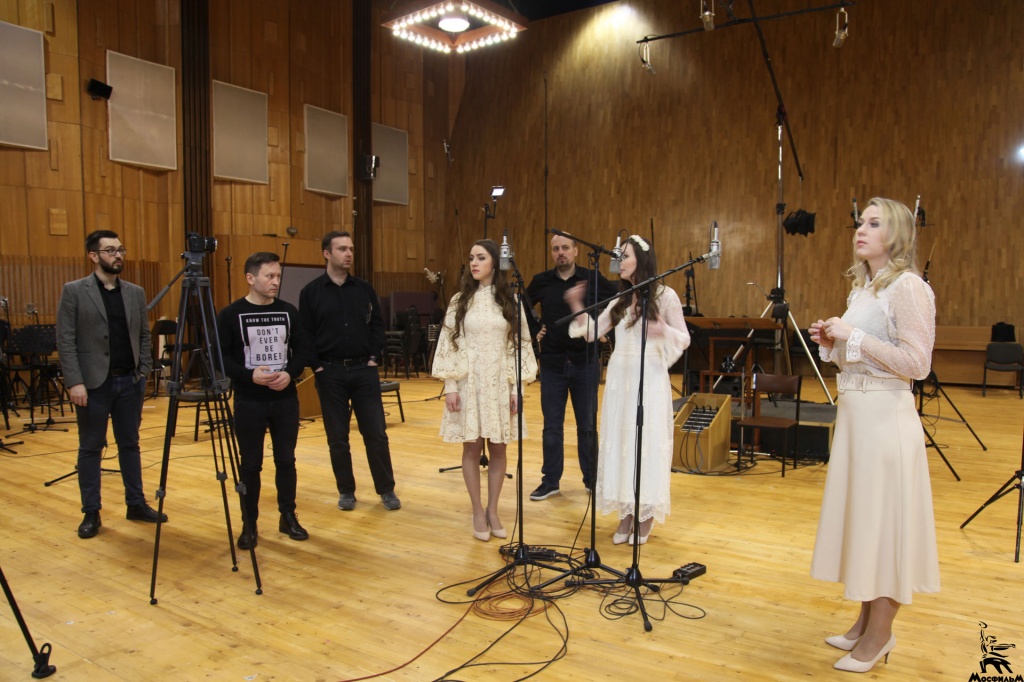 Коллектив Real Jam в Первой музыкальной студии «Мосфильма» Коллектив Real Jam в Первой музыкальной студии «Мосфильма»
