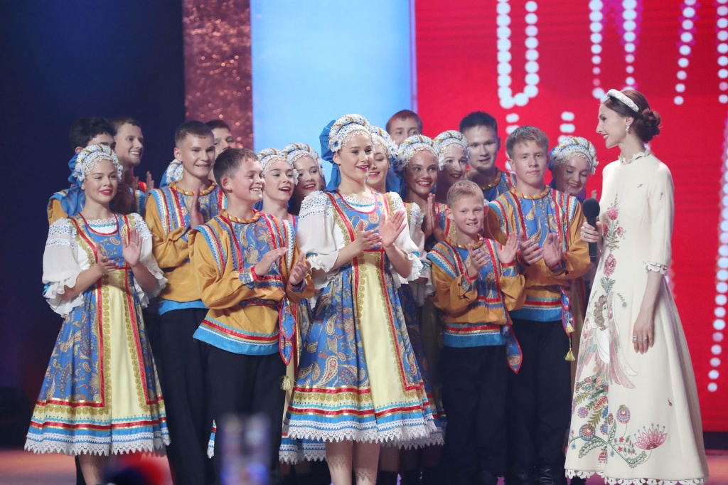 Фото со съемок телеконкурса «Большие и маленькие» Фото со съемок телеконкурса «Большие и маленькие»