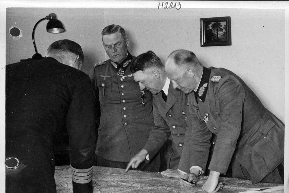 26  1942  .    