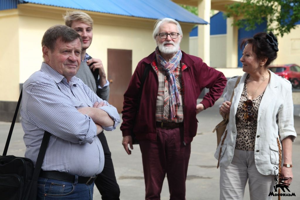 Преподаватели Литературного института имени А. М. Горького на «Мосфильме» Преподаватели Литературного института имени А. М. Горького на «Мосфильме»