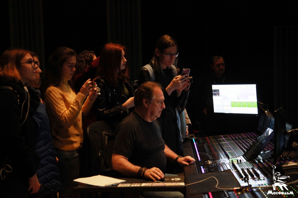         Avid S6