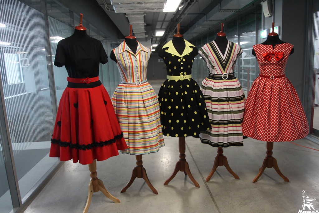 Коллекция платьев стиляг в «Доме костюма и реквизита» на «Мосфильме»